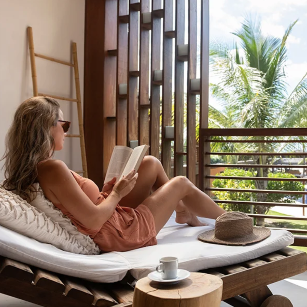 REVEILLON ENCANTO 2025 TAIPU DE FORA