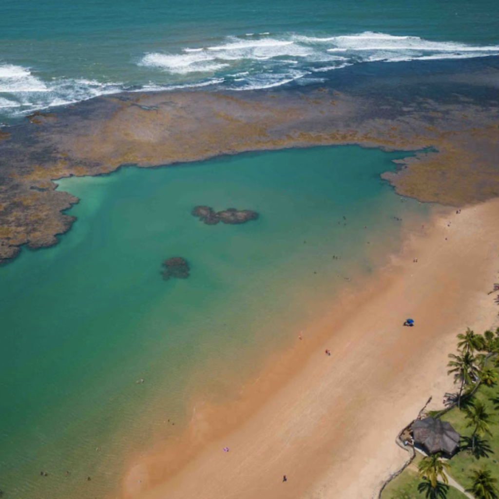 REVEILLON ENCANTO 2025 TAIPU DE FORA